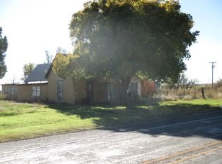 619 W Commerce St, Crowell, TX 79227