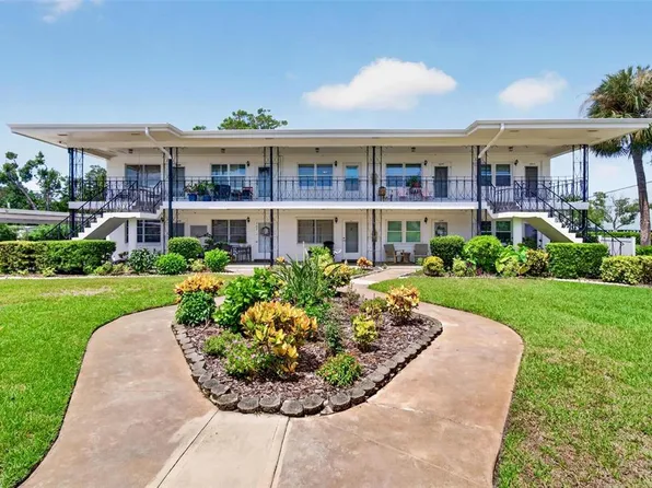 138 36TH AVENUE N #208 W, ST PETERSBURG, FL 33704