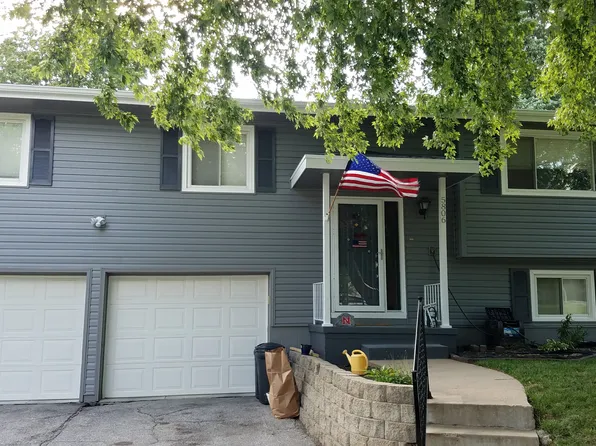 5806 N Oaks Blvd, Omaha, NE 68134