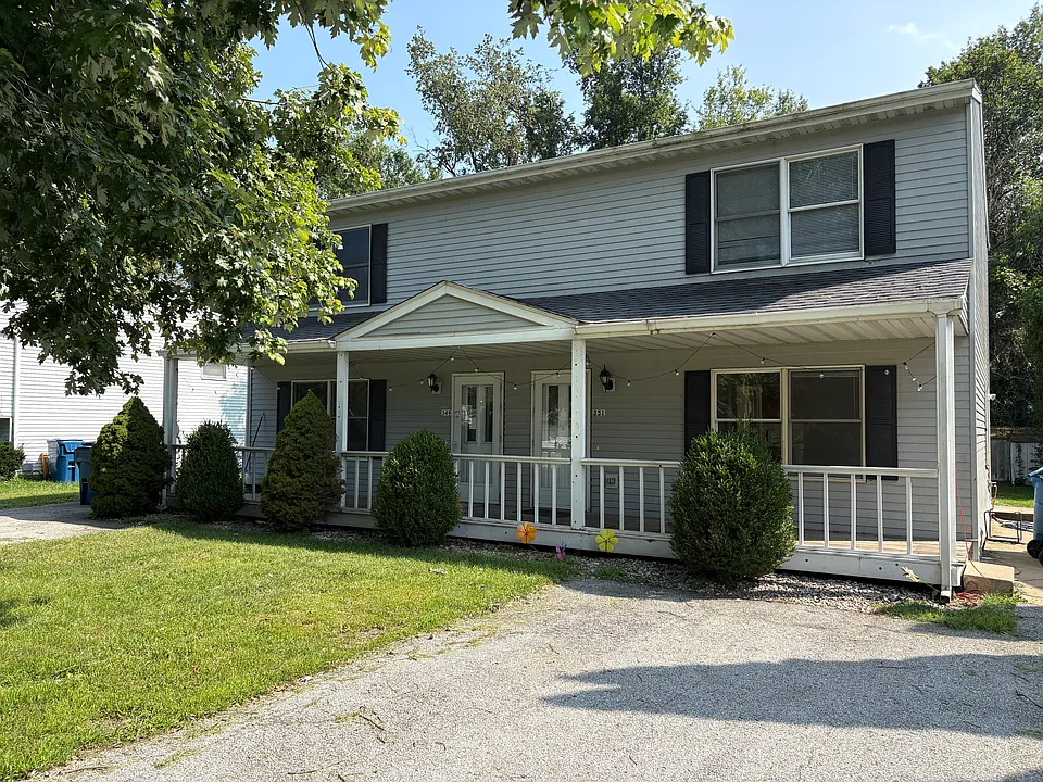 351 Woodlawn Ave