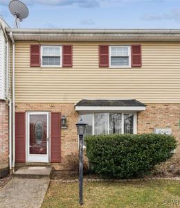 4228 Mohican Dr, Schnecksville, PA, 18078