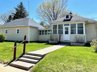 302 Main St, Knapp, WI 54749