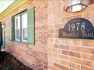 1978 Raintree Trl, Collinsville, IL 62234