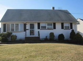 201 Ellsworth St, Iselin, NJ 08830