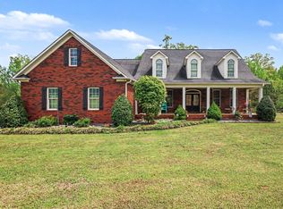 1074 Penland Rd, Laurens, SC 29360