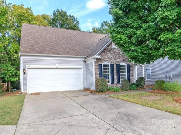 8613 Annabel Lee Ln, Charlotte, NC 28277