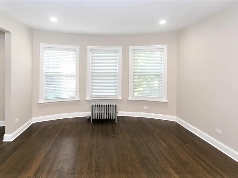 1432 W Farragut Ave #2A — Photo 8