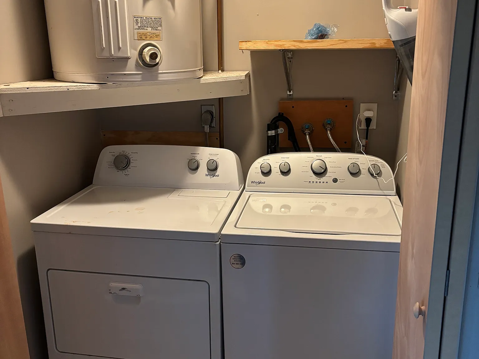 2 bed, 950 sqft, $1,200 — Photo 2