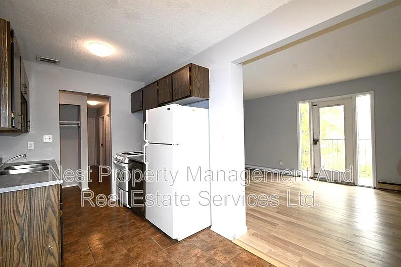 120 Conveyor St #3