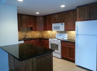 9 Secatoag Ave, Port Washington, NY 11050