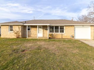 2706 14th St, Columbus, IN 47201