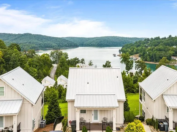 114 E Harbor View Ln, La Follette, TN 37766