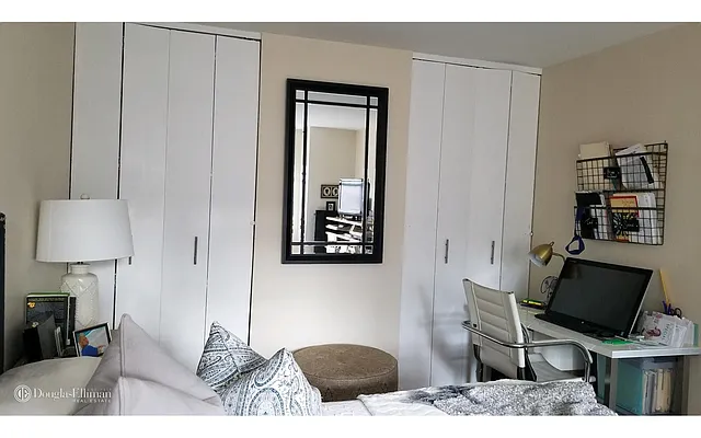 Rented by Douglas Elliman | media 24