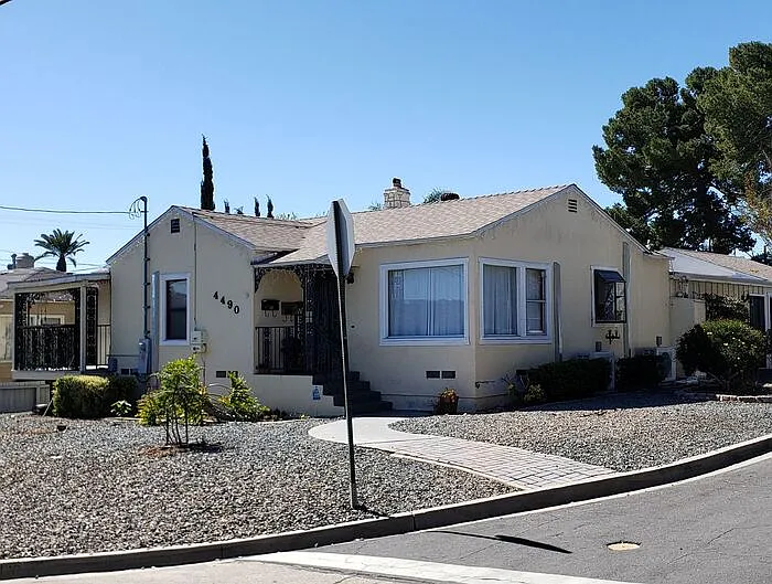 4490 Pomona Ave #A — Photo 9