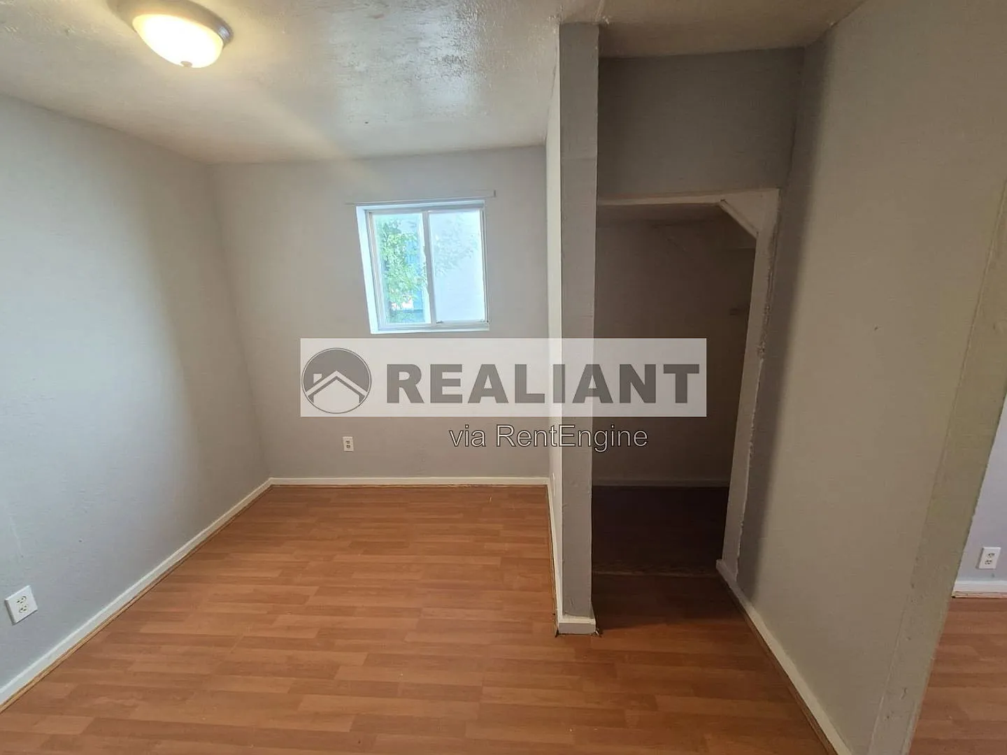 1 bed, 1.0 bath, $845 — Photo 4