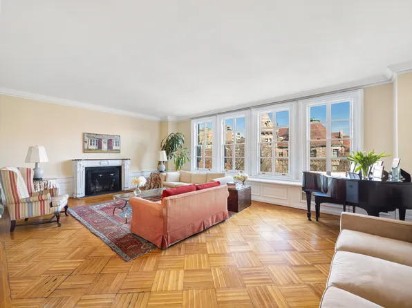 44 West 77th Street 8W image 1 of 18