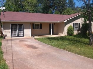 90 Valley Ct, Covington, GA 30016