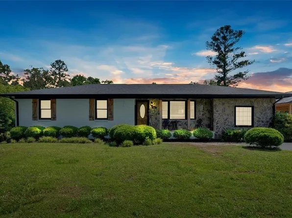 401 Cashtown Loop Rd, Aragon, GA 30104