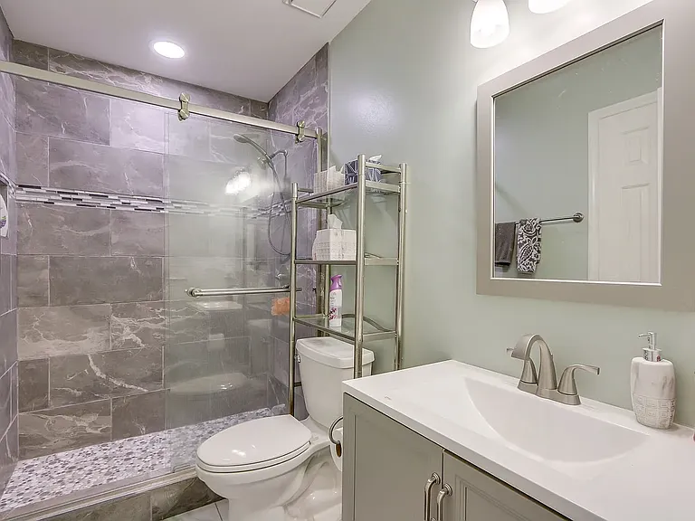 2220 Jo Ann Dr — Photo 18