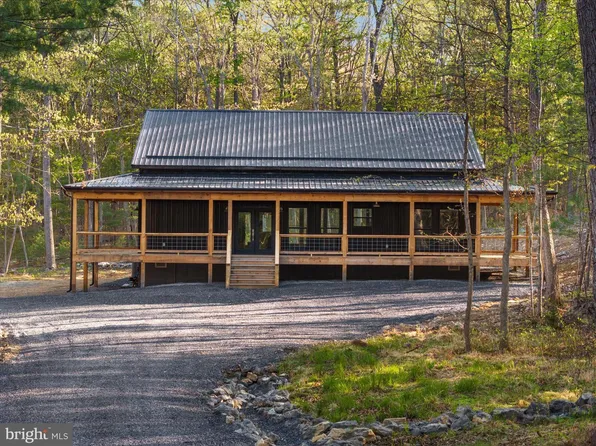 606 Evergreen Farms Dr, Wardensville, WV 26851