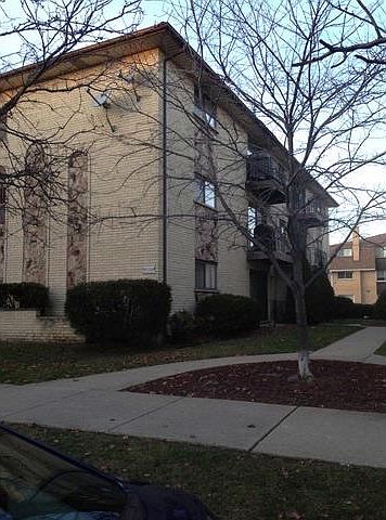 1st image of 8528 W Catherine Ave Unit 3N