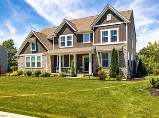 39122 McIntosh Pl, Avon, OH 44011