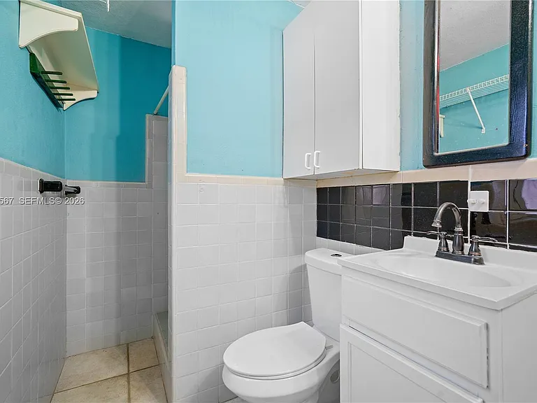 2270 NE 135th Ter — Photo 12