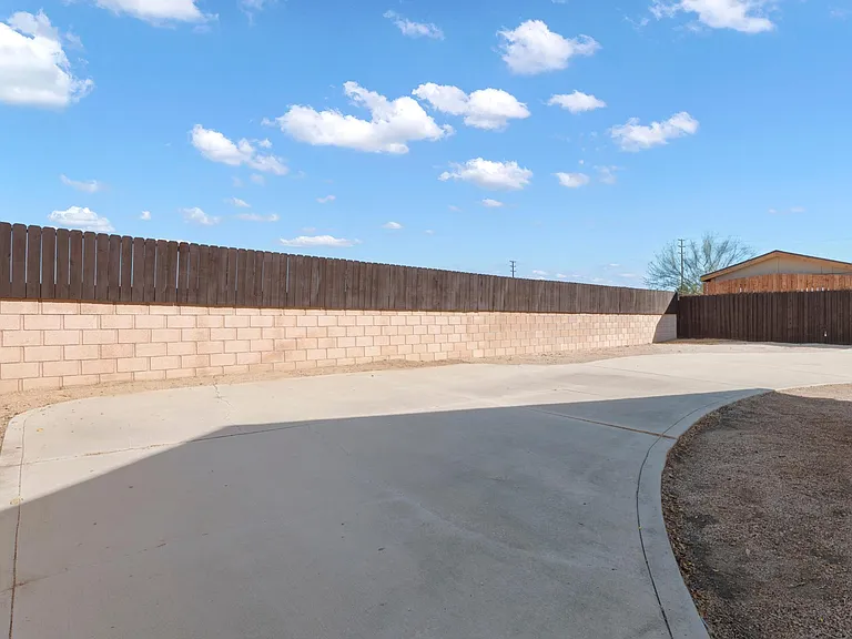 3843 Castala Dr — Photo 20
