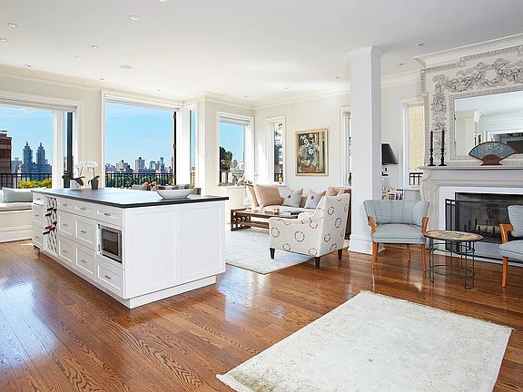 3rd image of 21 East St #87-88