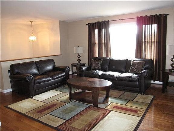 4th image of 62 Guernsey Dr