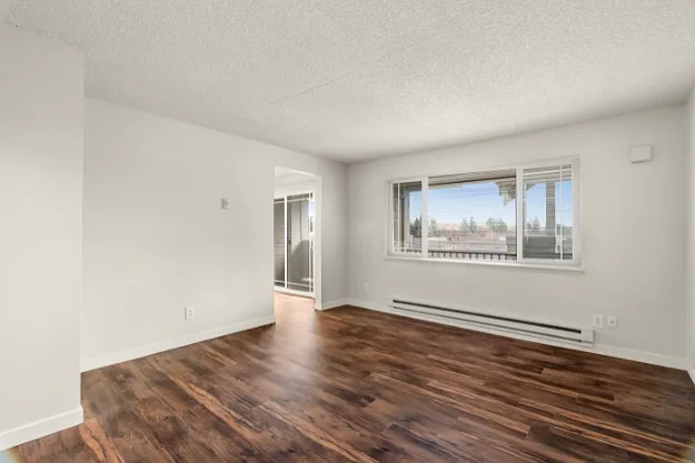 2 Bedroom 1 Bath Deluxe 2 Bedroom 1 Bath Deluxe
