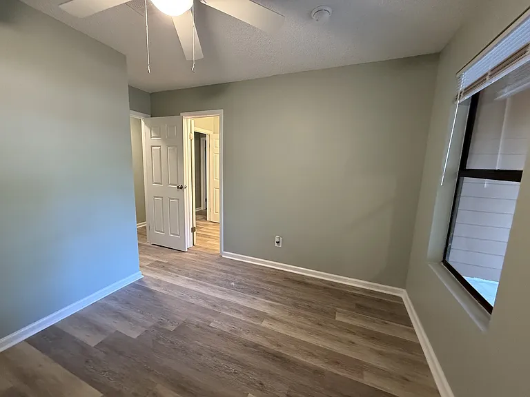 1725 Kathleen Dr #B — Photo 12
