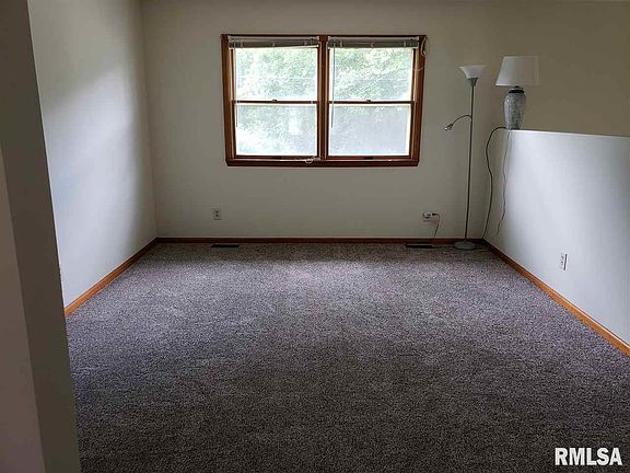 2nd image of 121 Edwards Ave
