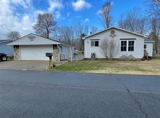 3835 Maple Rd, Lakeport, MI 48059