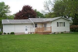 2nd image of 318 N 3rd Ave E