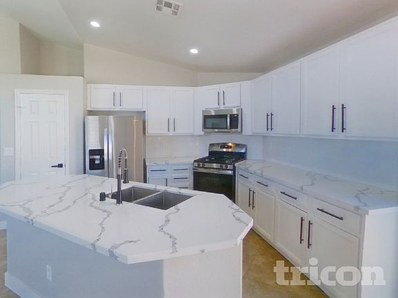 3rd image of 508 Country Hill Dr