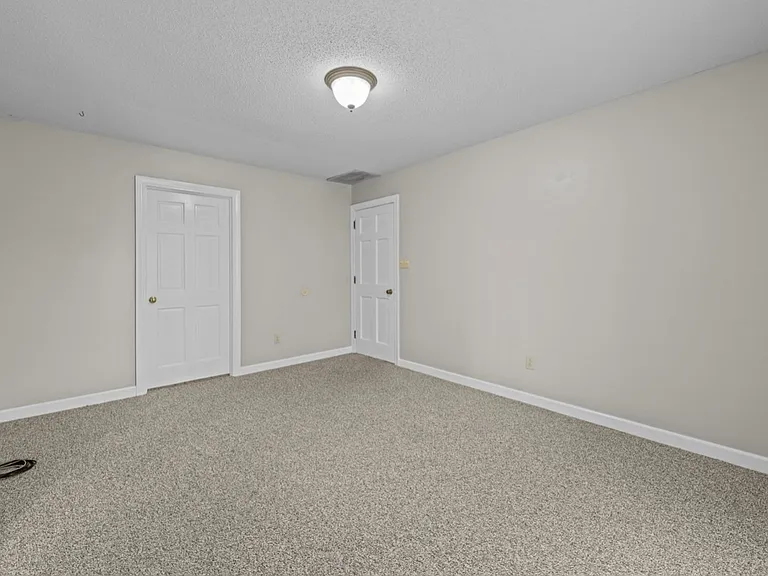 6012 Cardinal Dr — Photo 29
