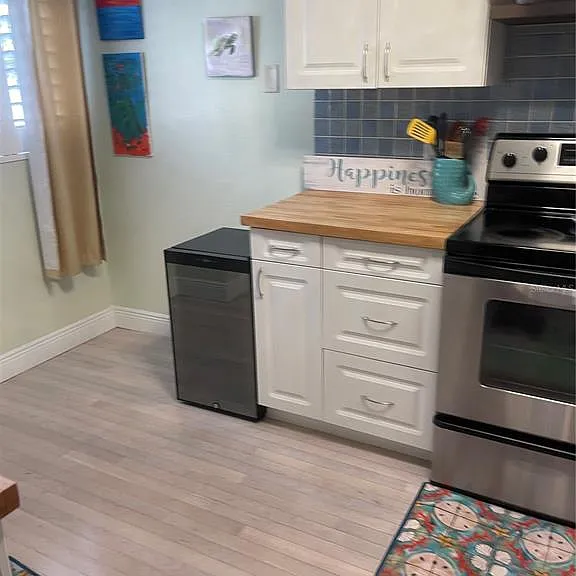1500 Sunset Rd #B4 — Photo 3