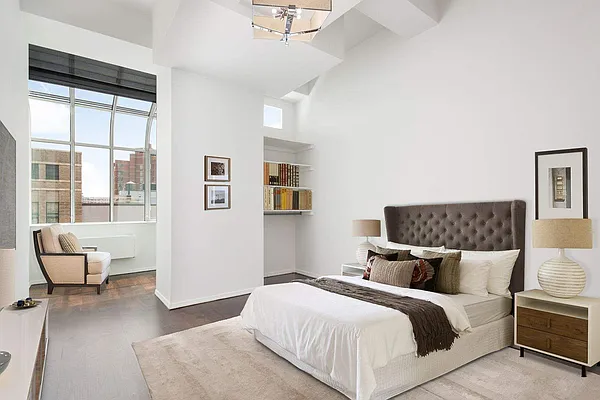 Rented by Sotheby's International Realty | media 4