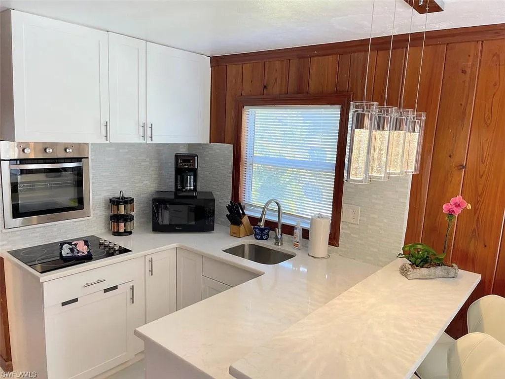 1 bed, 1.0 bath, 600 sqft, $4,000 — Photo 4
