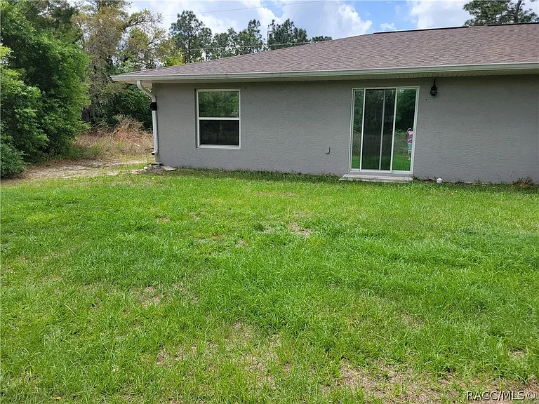 9503 N Travis Dr — Photo 2