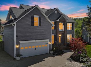 497 English Oak Rd, Fletcher, NC 28732