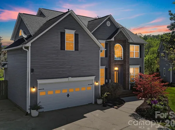 497 English Oak Rd, Fletcher, NC 28732