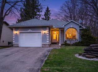 45 Brule St, Penetanguishene, ON L9M1H2
