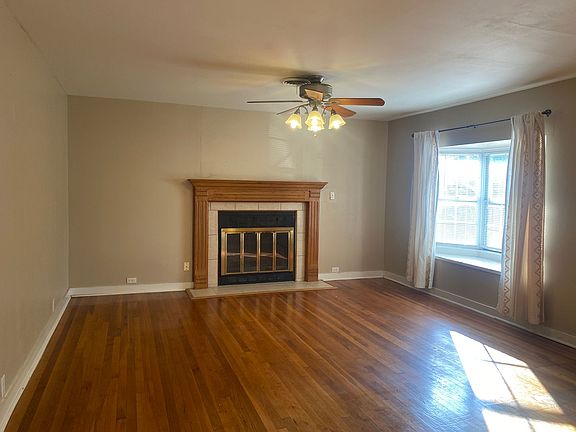 2nd image of 1217 N Penelope St