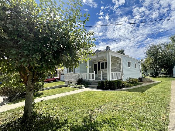4th image of 2739 Melton Ave