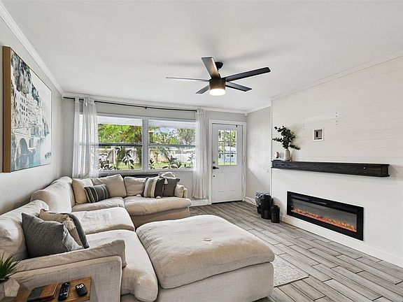 5th image of 4722 W BAY AVENUE
