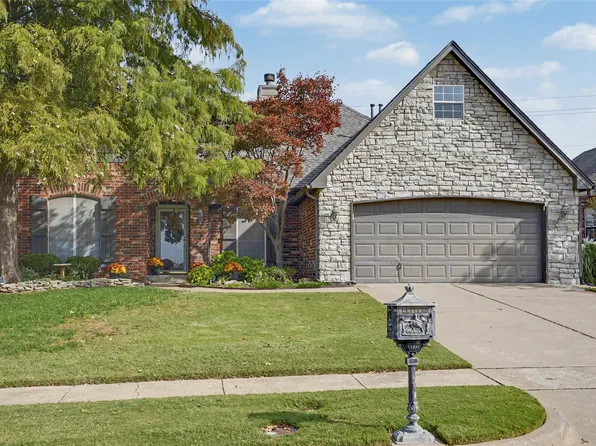 3609 N Battle Creek Dr, Broken Arrow, OK 74012