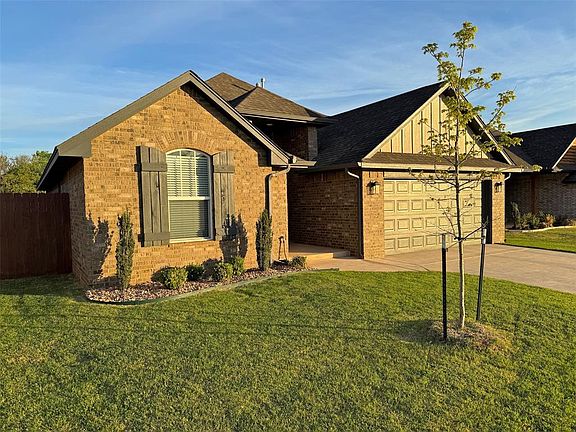 2nd image of 14129 Upper Village Dr