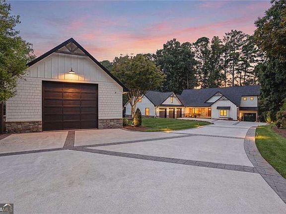 2nd image of 3275 Lanier Beach South Rd